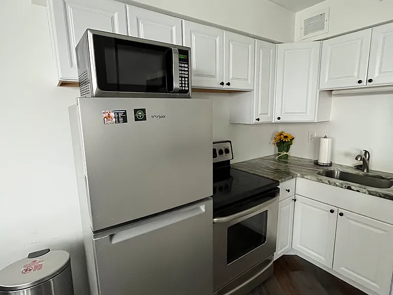 12520 Edgewater Dr #602 — Photo 3