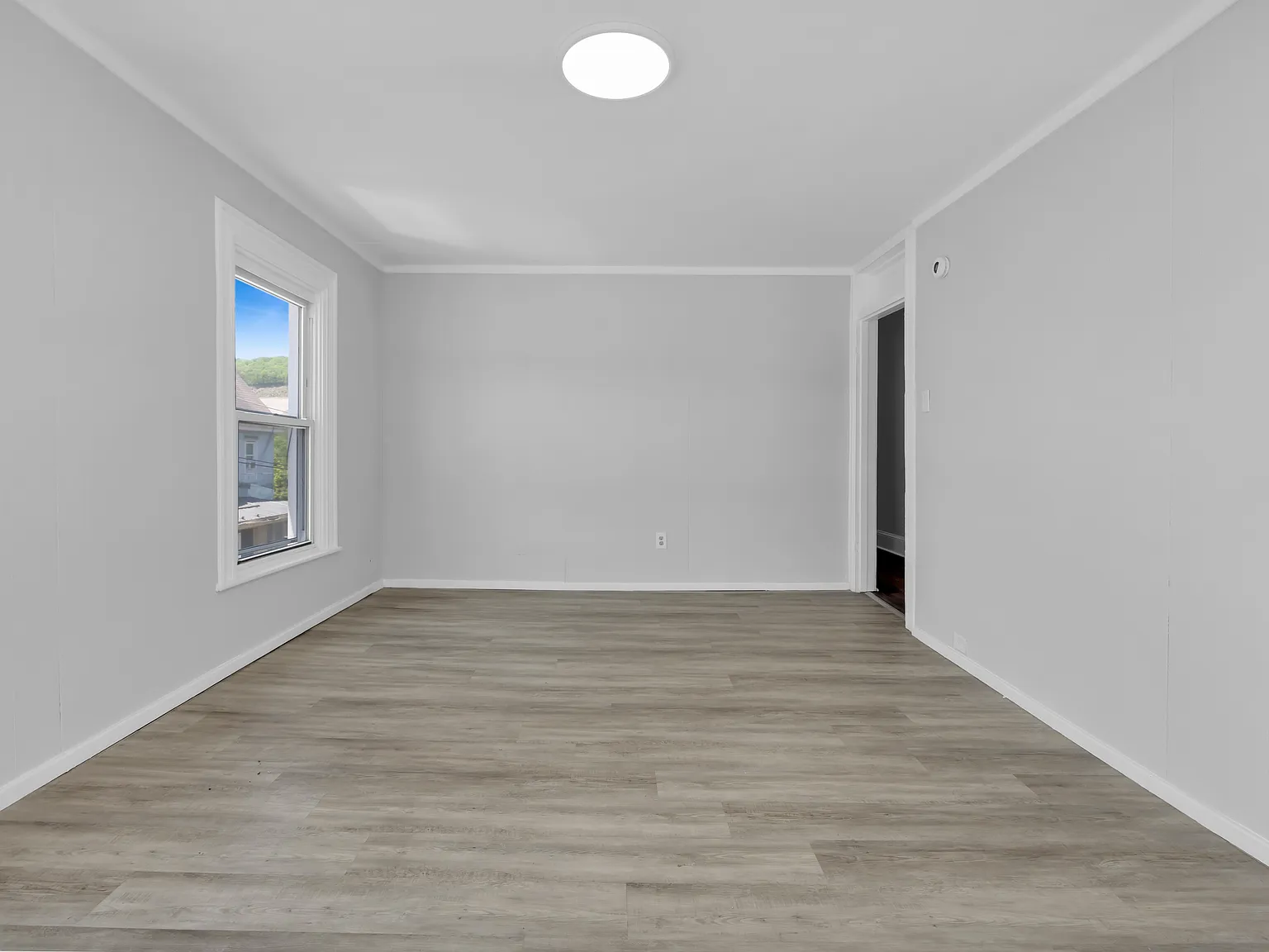 2 bed, 1500 sqft, $1,275 — Photo 4
