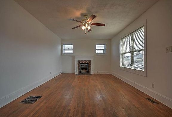 4th image of 333 Glen Ave