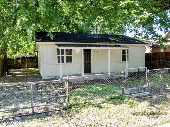 814 W Chickasaw Ave, Sallisaw, OK 74955