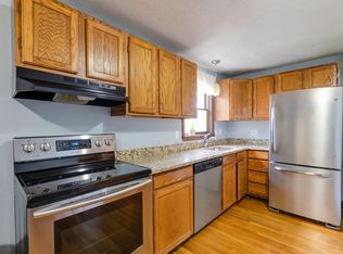 52 Winnepurkit Ave, Lynn, MA 01905