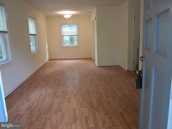 2nd image of 7333 Howard Ct