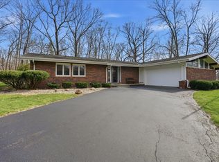 112 Peine Dr, Lexington, IL 61753