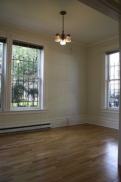 3rd image of 1109 Oak St APT 2