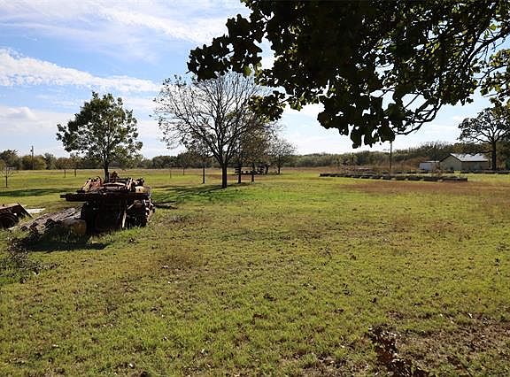 4th image of 4020 County Road 801