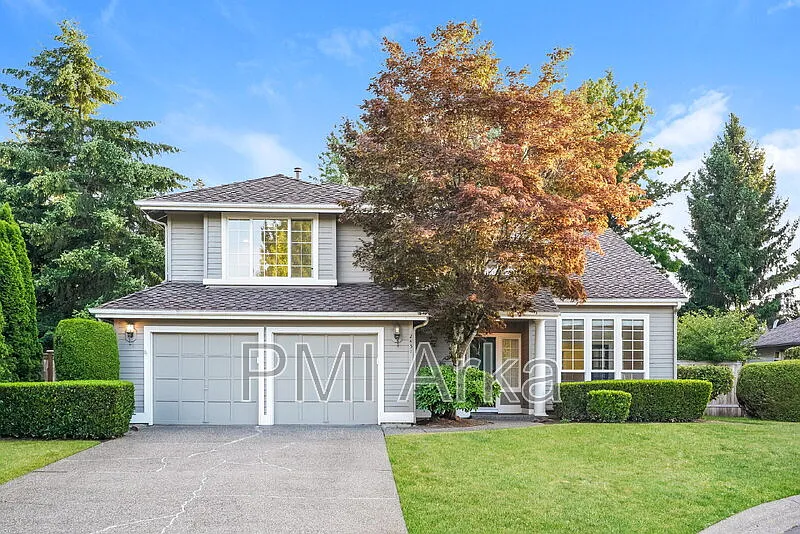 2451 238th Pl NE
