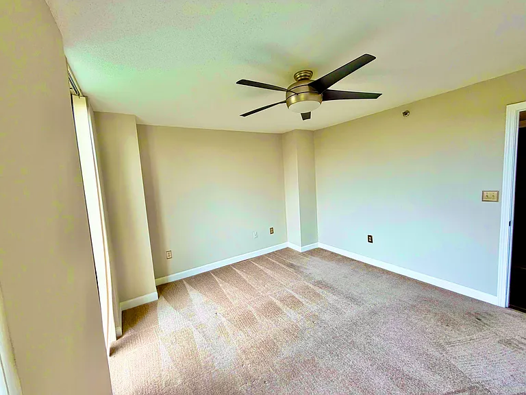 2870 Pharr Ct S — Photo 40