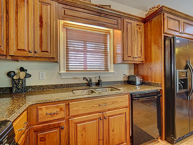 329 Arrowood Pointe — Photo 17