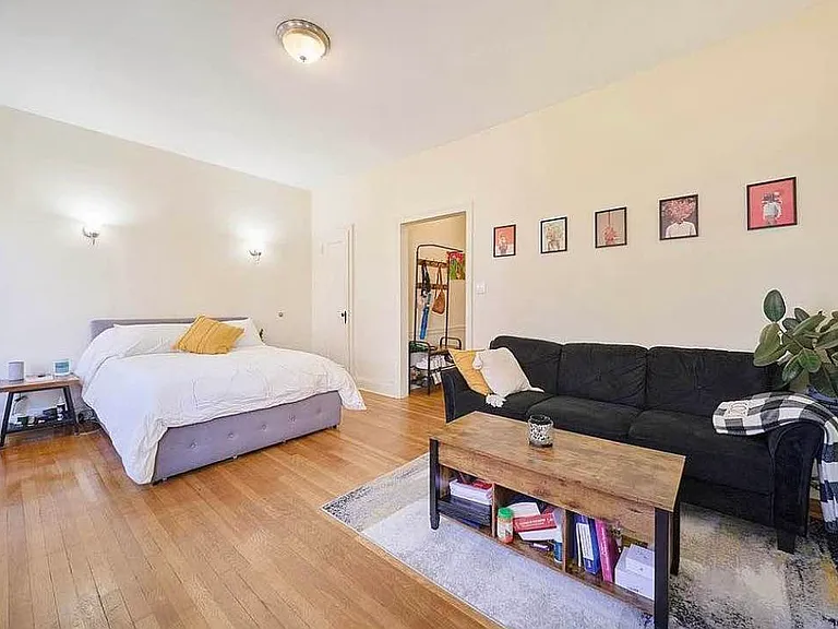 78 Manhattan Ave #3H — Photo 4