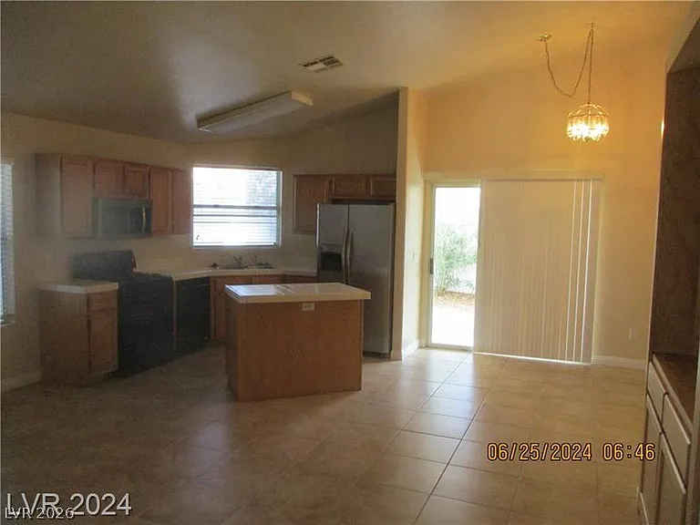 8216 Grassy Point Cir — Photo 9