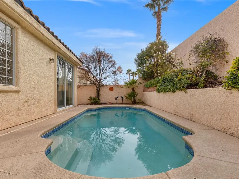 9705 Park Brook Ave — Photo 24