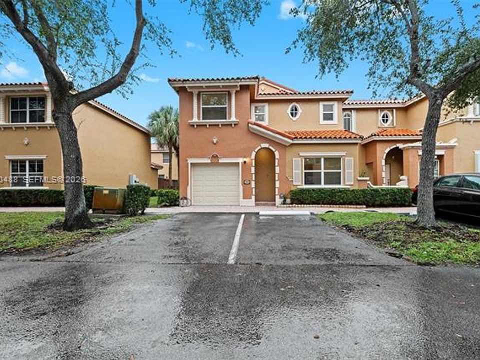 1st image of 8511 NW 141st Ter #Townhouse 405