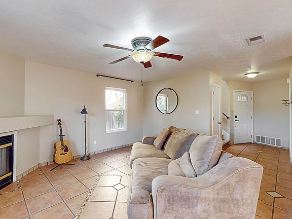 4th image of 7210 Whippoorwill Ln NE