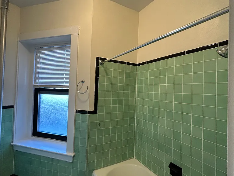 504 Beacon St #15 — Photo 9