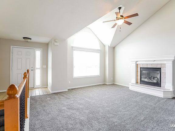5th image of 11928 N Forest Ave