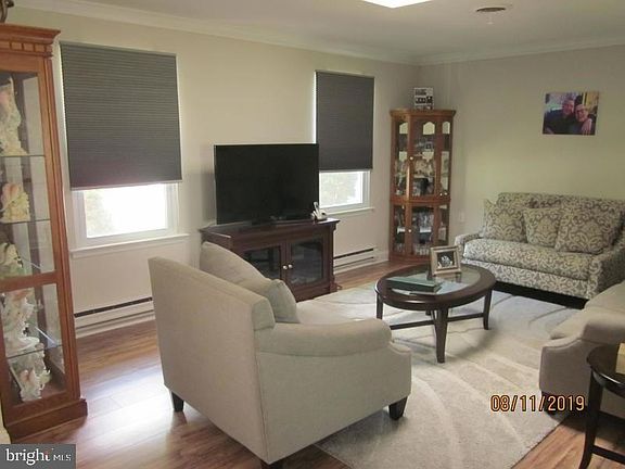 5th image of 12 Auburn Ct #53