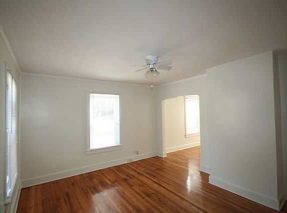4th image of 1124-1126 Clarendon St