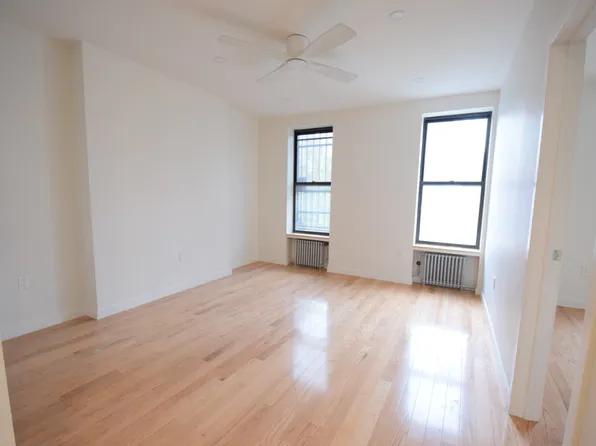 87 South Elliott Place image 5 of 17