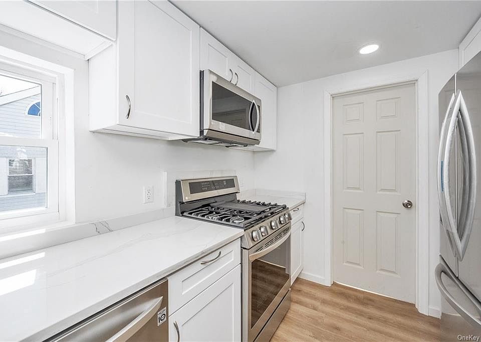 Edgewater Park - 222b Edgewater Park Park Bronx NY | Zillow