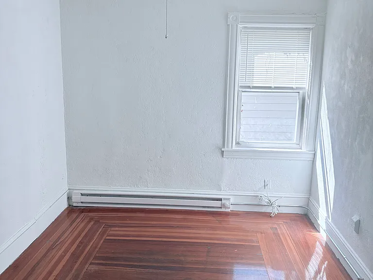 90 West St #2L — Photo 4