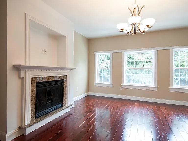6 Rockledge St #B — Photo 4