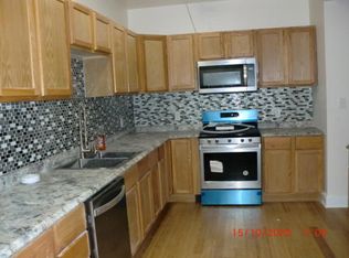 1318 S 18th St, Manitowoc, WI 54220