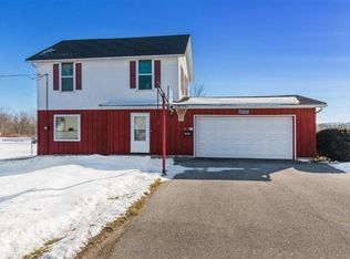 213 South St, Norway, IA 52318