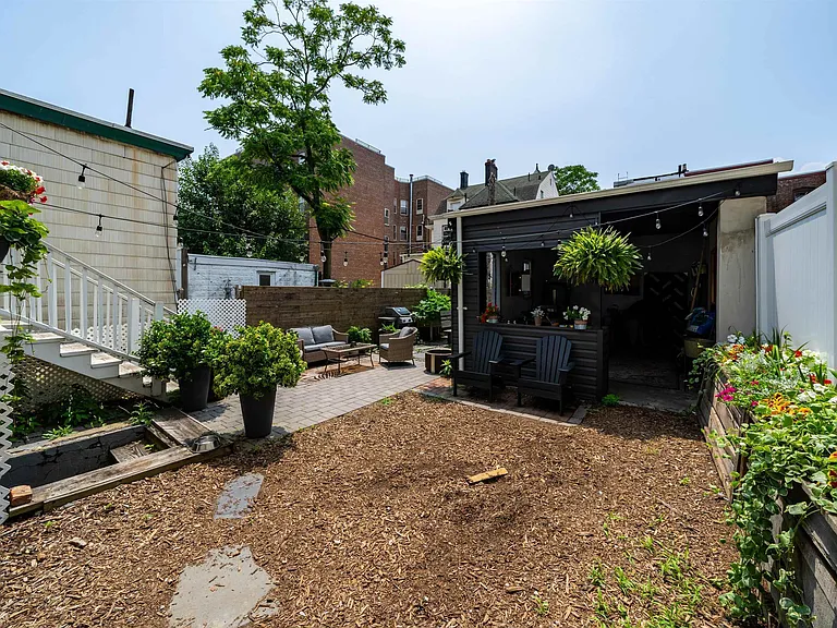 27 Reservoir Ave #1 — Photo 18