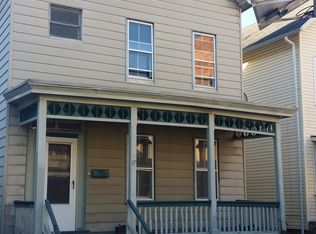 17 Essex St, East Orange, NJ 07017