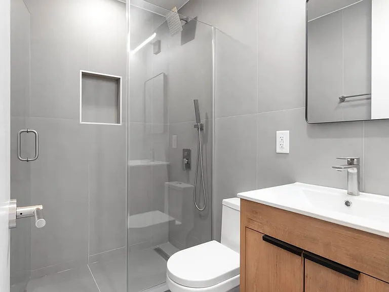 141 2nd Ave #7 — Photo 9