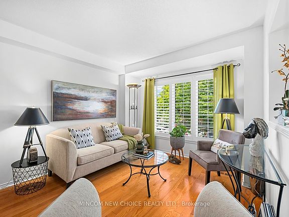 4th image of 22 Oakins Ln #11