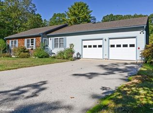 729 Shannock Rd, South Kingstown, RI 02879