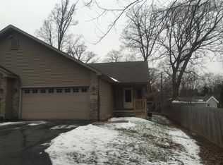 620 Union Ct, Chesterton, IN 46304