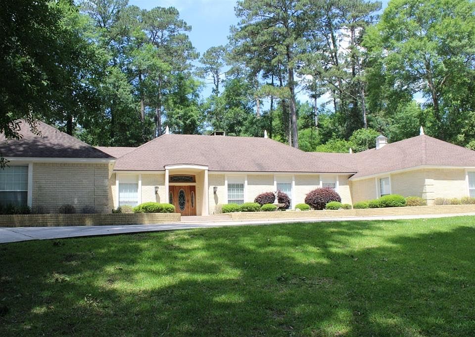 1st image of 595 Willow Dr