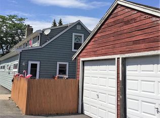 31 Hanson St, Salem, MA 01970