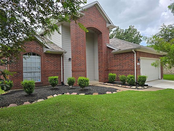 3rd image of 1820 Branch Hill Dr