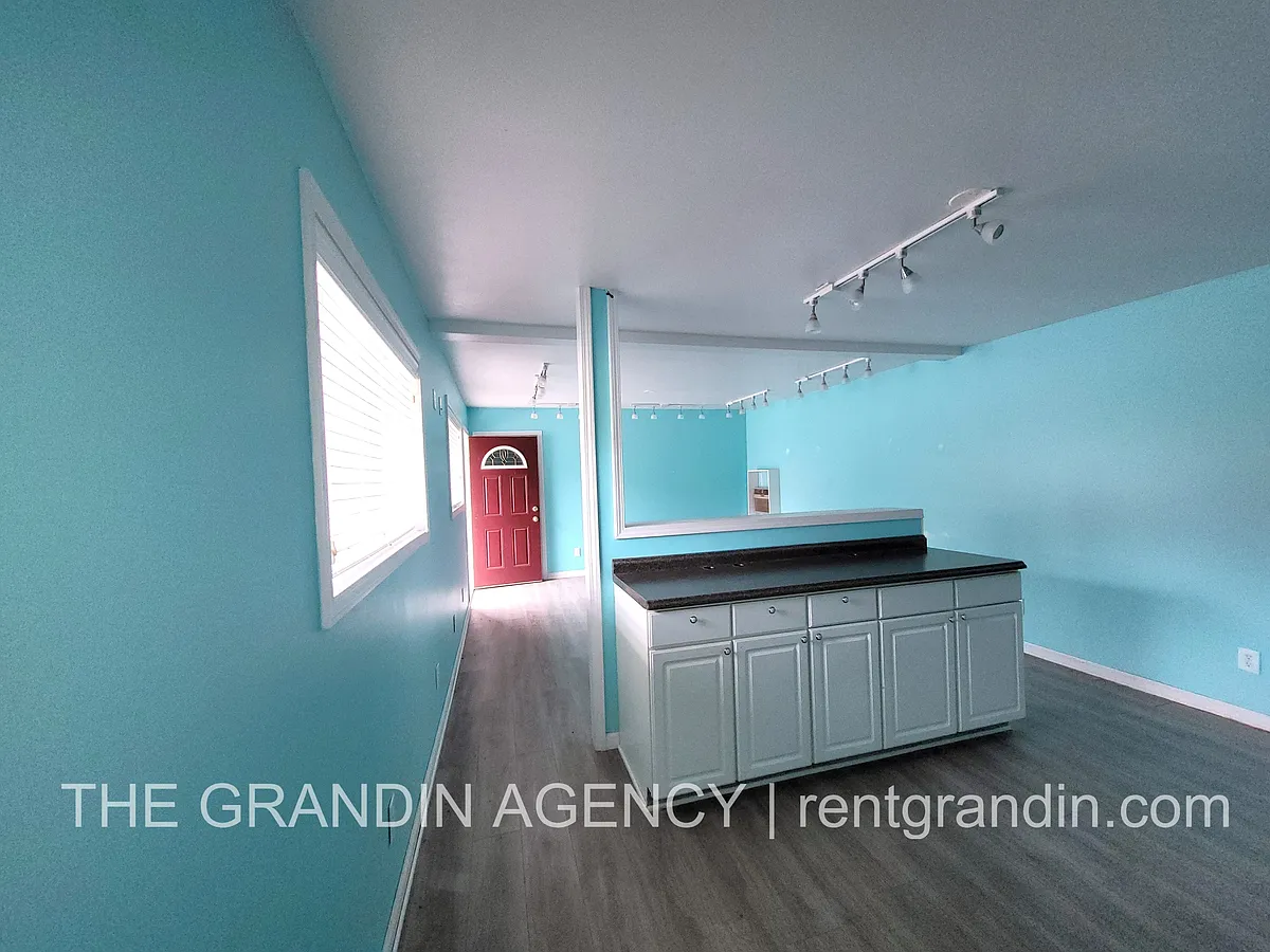 Building Photo - 20733 Virgil H Goode Hwy #3