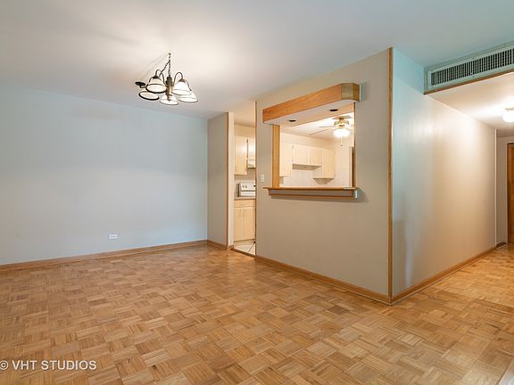 5th image of 640 Murray Ln Unit 109