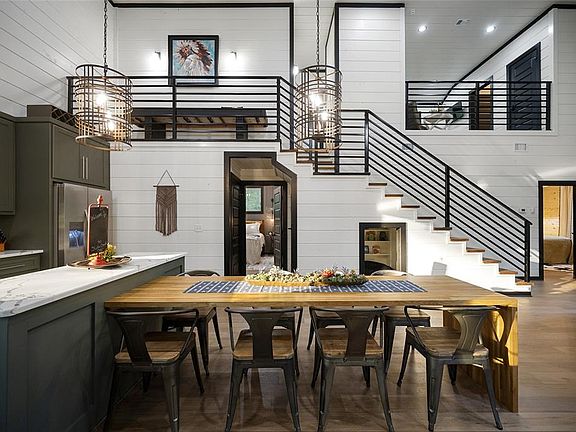 3rd image of 116 Hickory Ridge Rd