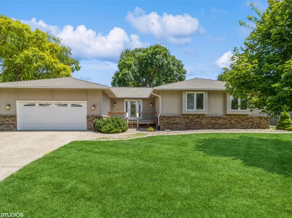 4705 78th St, Urbandale, IA 50322