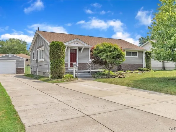 205 Sky Hi Dr, Buffalo, NY 14224