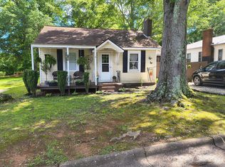 903 W Oak St, Shelby, NC 28150