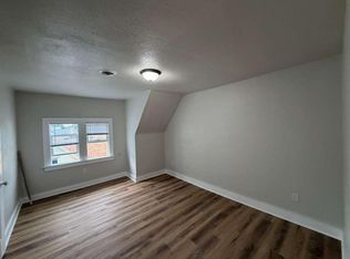 2213-2215 N Holton St #2211, Milwaukee, WI 53212