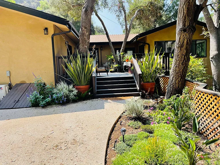 932 Old Topanga Canyon Rd — Photo 1