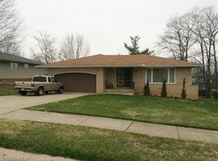 2724 Burden Dr, Parma, OH 44134