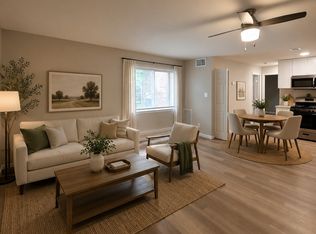 2810 Woodmark Dr UNIT 203, Woodbridge, VA 22191