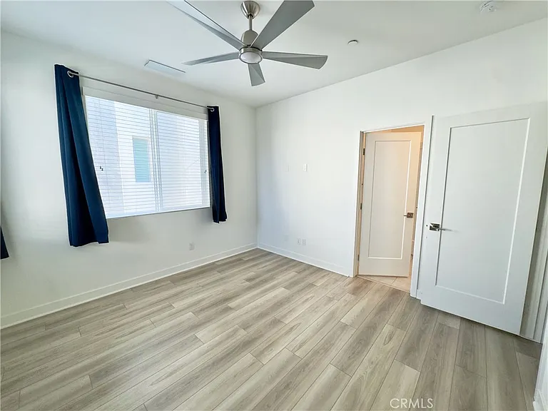 1868 S Westside Dr #28 — Photo 35
