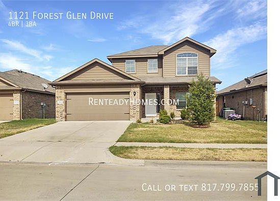 1st image of 1121 Forest Glen Dr