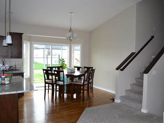 3rd image of 195 N Churchill Cir
