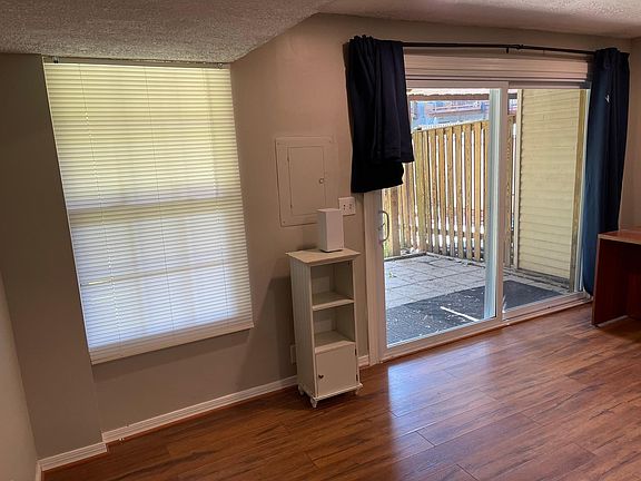 4th image of 13545 Highland Mews Pl Unit B